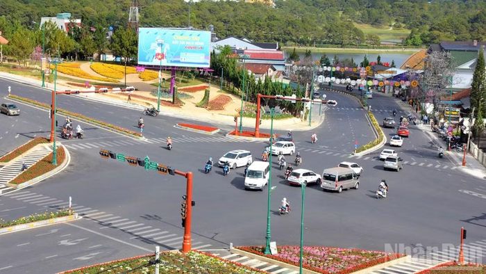 Nút giao Kim Cúc-cửa ngõ vào trung tâm Đà Lạt. (Ảnh: BẢO VĂN)