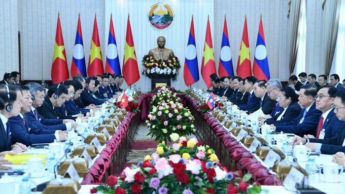 Quang cảnh cuộc hội đàm chính thức giữa hai Thủ tướng. (Ảnh: THANH GIANG)