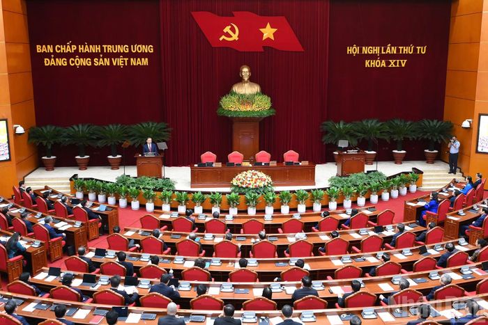Hội nghị lần thứ tư Ban Chấp hành Trung ương Đảng Cộng sản Việt Nam khóa XIV họp phiên bế mạc tại Thủ đô Hà Nội.