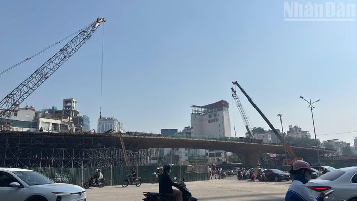 Khi hoàn thành, hai cầu vượt sẽ tăng năng lực giao thông Vành đai 1, góp phần giảm áp lực cho các trục Nguyễn Chí Thanh, Láng Hạ và Đê La Thành.