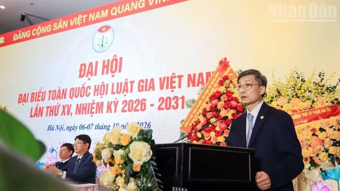 Ông Nguyễn Khánh Ngọc được bầu giữ chức Chủ tịch Hội Luật gia Việt Nam. (Ảnh: HÀ NHUNG)