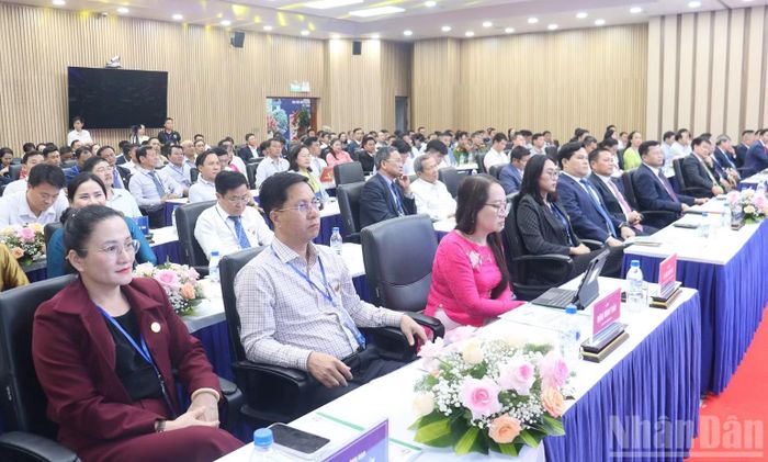 Các đại biểu tham dự Đại hội. (Ảnh: HIỂN CỪ)