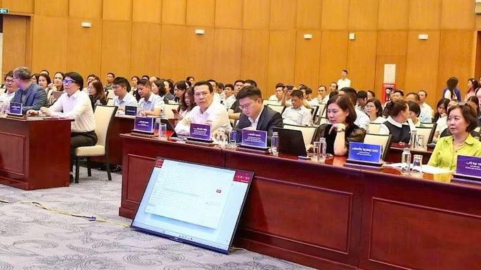Các đại biểu dự hội thảo. (Ảnh: XUÂN TRƯỜNG)