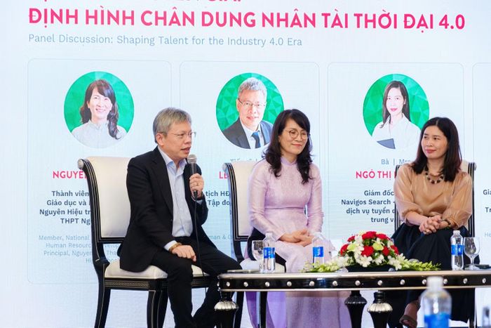  Tiến sĩ Lê Quốc Vinh, Chủ tịch Hội đồng quản trị kiêm Tổng Giám đốc Tập đoàn Truyền thông Lê (LE Group) chia sẻ tại tọa đàm. (Ảnh: BUV) 