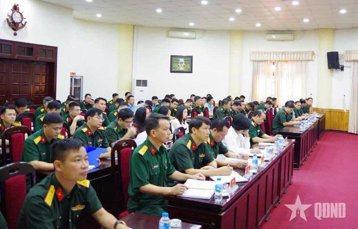 Các đại biểu tham dự hội thảo.  