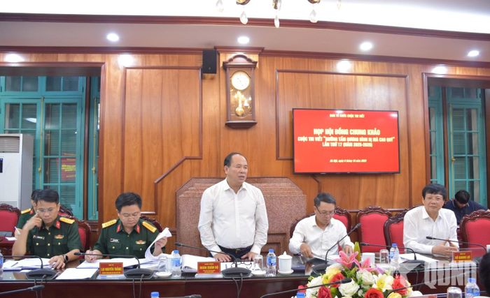 Thiếu tướng Đoàn Xuân Bộ phát biểu kết luận cuộc họp. 