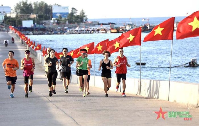 Lễ phát động Phong trào “Mỗi người dân lựa chọn ít nhất một môn thể thao phù hợp để tập luyện thường xuyên” sẽ diễn ra vào ngày 10-10-2026. Ảnh minh họa: KHOA MINH