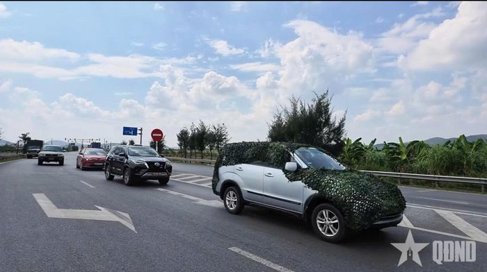 Chỉ huy Lữ đoàn hạ đạt mệnh lệnh hành quân và tổ chức cơ động lực lượng ra khu sơ tán. 