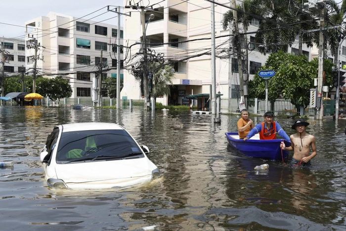  Thủ đô Bangkok trong trận lũ lụt tồi tệ nhất 15 năm qua. Ảnh: South China Morning Post 