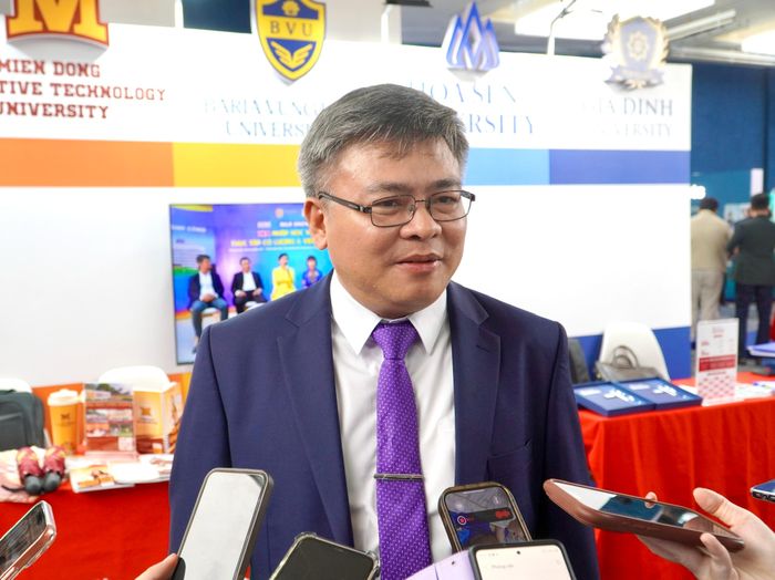  PGS-TS Phạm Văn Song, Hiệu trưởng Trường Đại học Gia Định (TPHCM). Ảnh: VÂN THANH 