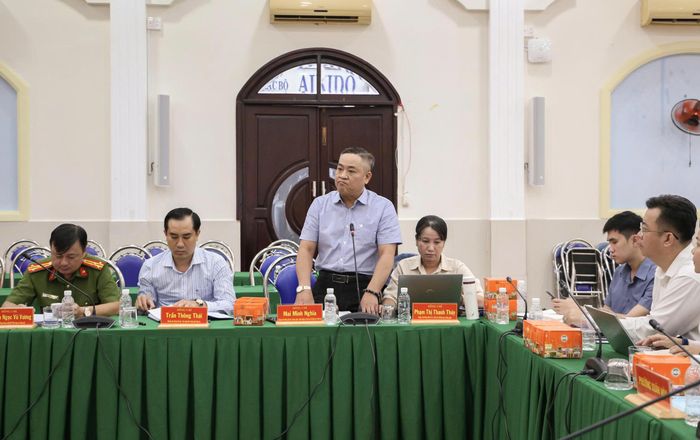  Đại diện Sở GD-ĐT TPHCM 