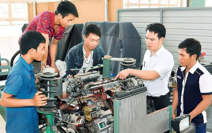 Chính phủ đề nghị doanh nghiệp chuyển dịch từ các phân khúc dễ sinh lời sang đầu tư vào giáo dục đại học tinh hoa. Ảnh: NGUYỄN MẠNH