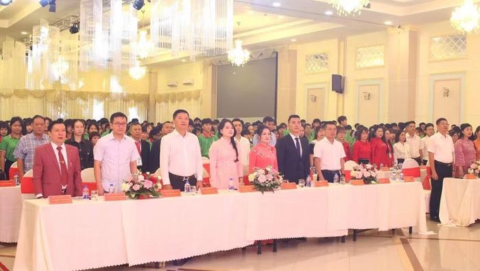 Đại diện Bộ GD&ĐT cùng các đơn vị dự lễ khai giảng năm học 2026-2027.