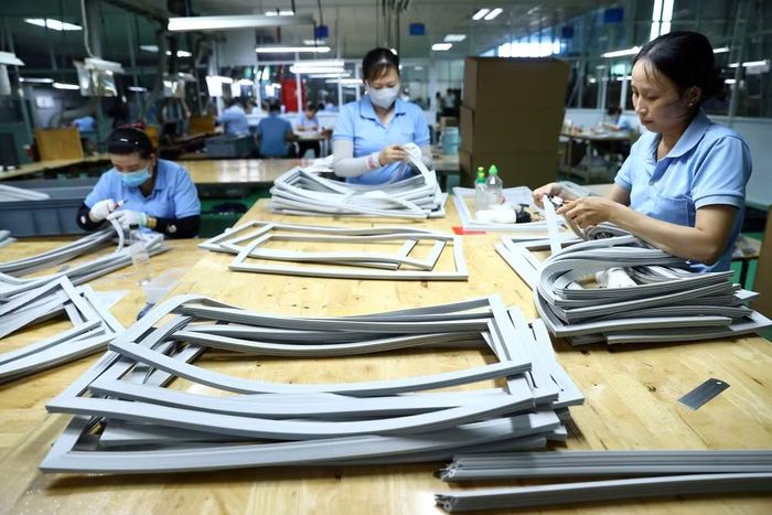 Nguồn điện đảm bảo góp phần giúp các khu công nghiệp thu hút đầu tư.