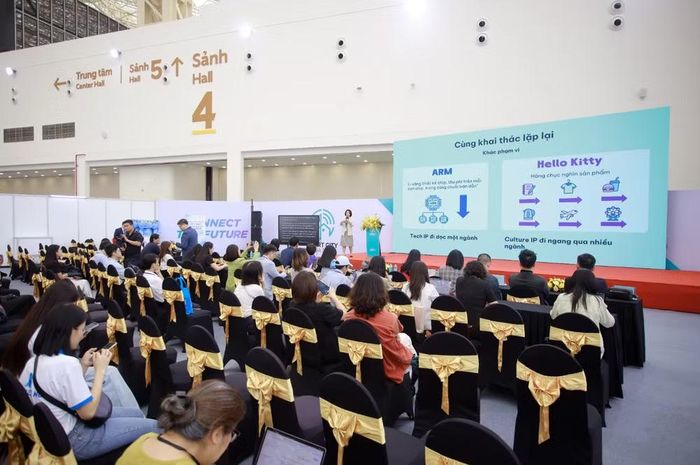 Quang cảnh Diễn đàn “Công nghệ số và AI trong kiến tạo nền kinh tế sáng tạo - Từ tài nguyên văn hóa đến năng lực cạnh tranh quốc gia”. Ảnh: BTC