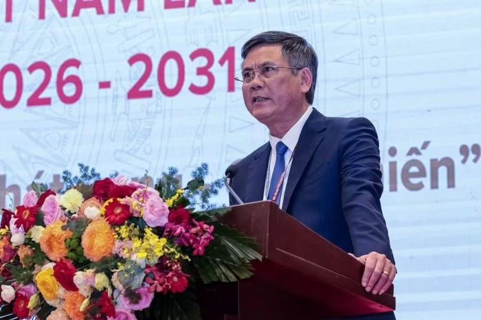 Ông Trần Thắng, Ủy viên Ban Thường vụ Đảng ủy Mặt trận Tổ quốc, các đoàn thể Trung ương, Phó Chủ tịch Ủy ban Trung ương Mặt trận Tổ quốc Việt Nam, phát biểu chỉ đạo tại Đại hội. Ảnh: Hồng Hải