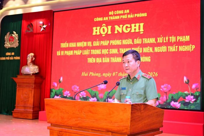 Thiếu tướng Bùi Quang Bình, Giám đốc CATP phát biểu tại Hội nghị (Ảnh CATP)