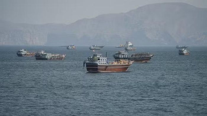 Giá dầu tiếp tục tăng. Ảnh: Reuters.