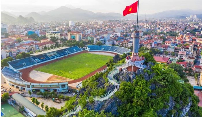  Lạng Sơn cần mức tăng trưởng cao nhất 18,41% trong 3 tháng cuối năm. 