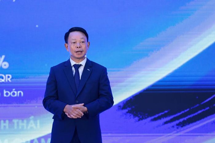 Theo ban tổ chức, một giao dịch trực tuyến có thể giảm một lượt di chuyển, trong khi hóa đơn điện tử góp phần giảm lượng giấy sử dụng.