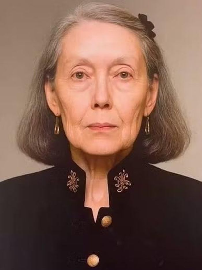 Nhà thơ Canada Anne Carson. Ảnh: The Guardian.