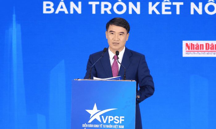 Phó Chủ tịch UBND thành phố Hà Nội Nguyễn Xuân Lưu phát biểu tại Diễn đàn Kinh tế tư nhân Việt Nam 2026 - Khu vực miền Bắc