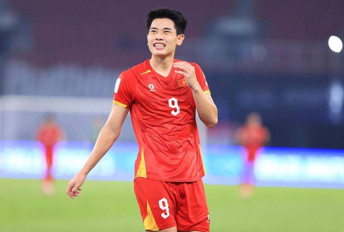 Nhưng ít nhất tuyển Việt Nam hay HLV Kim Sang Sik cần thừa nhận mình còn thiếu nhiều điều