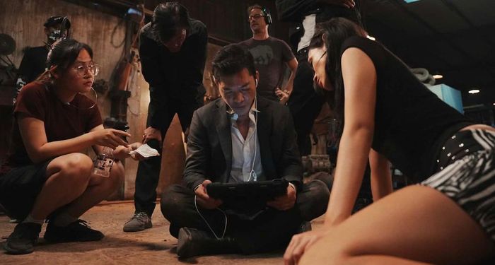 Anh tiết lộ trong phim sẽ có cảnh nóng với 2 người đẹp.