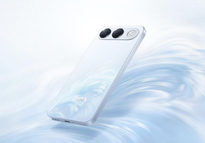 OPPO A7 Pro 5G với viên pin 8.000 mAh. Ảnh: Oppo