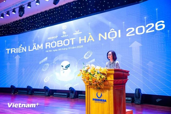 Bà Nguyễn Tố Quyên - Phó Giám đốc Sở Khoa học và Công nghệ Hà Nội phát biểu khai mạc sự kiện. (Ảnh: Minh Sơn/Vietnam+)