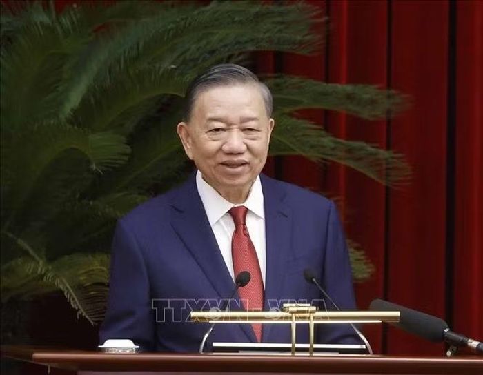 Tổng Bí thư, Chủ tịch nước Tô Lâm phát biểu bế mạc Hội nghị lần thứ tư Ban Chấp hành Trung ương Đảng khóa XIV. Ảnh: Thống Nhất /TTXVN