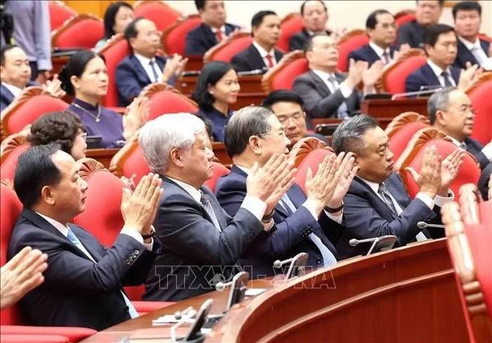 Các đại biểu tham dự phiên Bế mạc Hội nghị lần thứ tư Ban Chấp hành Trung ương Đảng khóa XIV. Ảnh: Phương Hoa/TTXVN