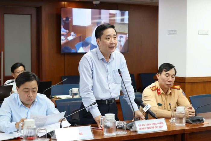 Ông Lê Minh Hải cung cấp thông tin về kế hoạch kiểm tra, đảm bảo an toàn thực phẩm tại buổi họp báo. Ảnh: HT