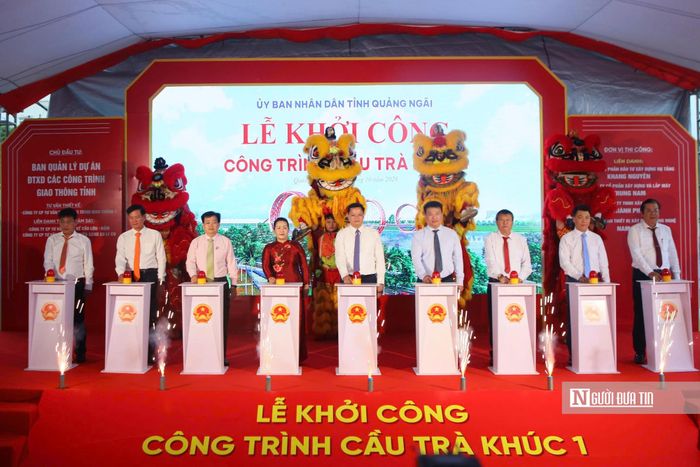 Theo Chủ tịch UBND tỉnh Quảng Ngãi, khởi công mới chỉ là bước đầu. Điều người dân chờ đợi là cây cầu phải được hoàn thành đúng hẹn và bảo đảm chất lượng.