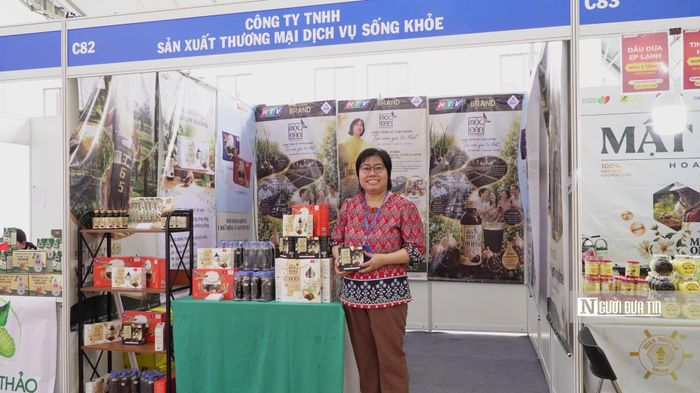 Bà Điền Ngọc Tuyết, Giám đốc Công ty TNHH Sản Xuất Thương Mại Dịch Vụ Sống Khỏe.