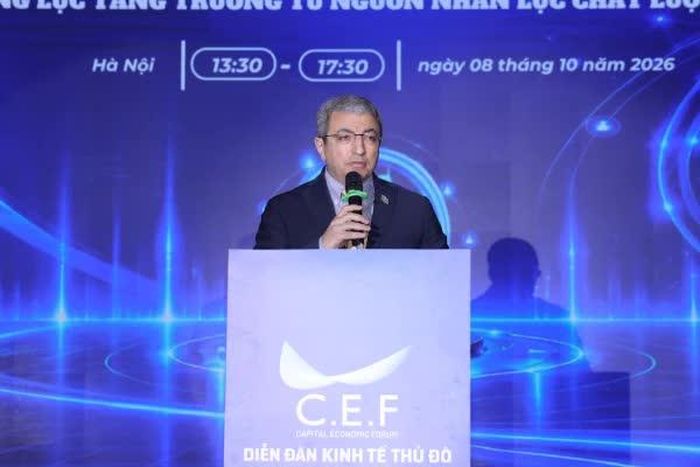 Đại sứ Kazakhstan tại Việt Nam Kanat Tumysh.
