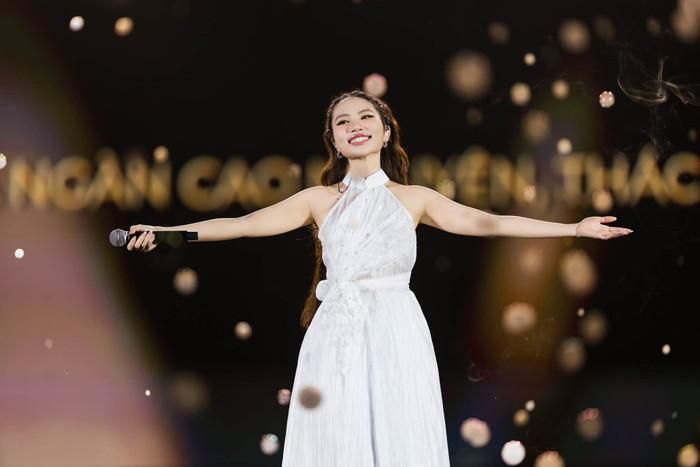 Phương Mỹ Chi hé lộ DAY 2 của Dân chơi dân ca tại Hà Nội sẽ có thêm những "bí mật".