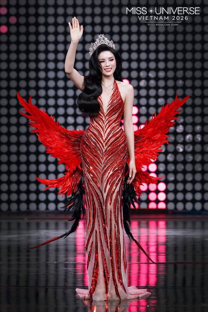 Kỳ Duyên vừa kết thúc nhiệm kỳ Miss Universe Vietnam.