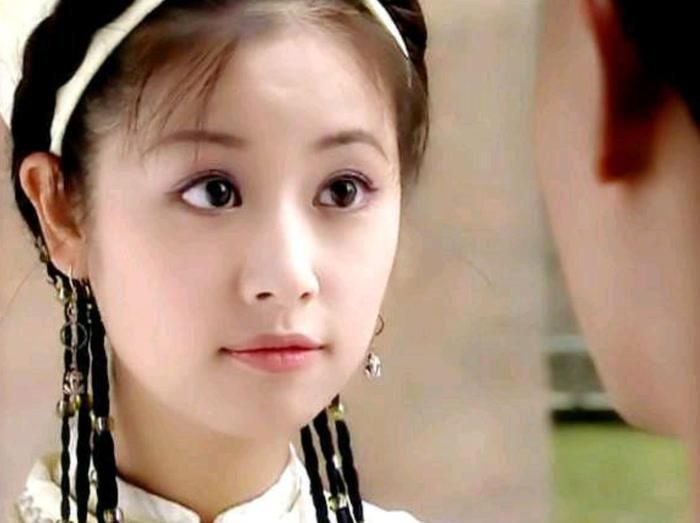 Lâm Tâm Như lúc 22 tuổi, nổi tiếng khắp châu Á với Hoàn Châu Cách Cách.