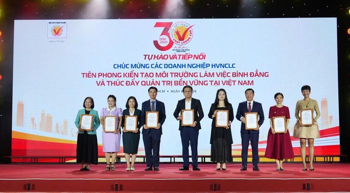 Các doanh nghiệp Hàng Việt Nam chất lượng cao tiên phong kiến tạo môi trường làm việc bình đẳng và thúc đẩy quản trị bền vững tại Việt Nam