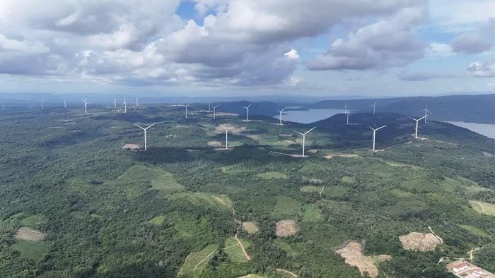 Nhà máy điện gió Savan 1 với công suất 495 MW là dự án năng lượng tái tạo đầu tiên của T&T Group trên đất bạn Lào. Ảnh: Anh Chiến