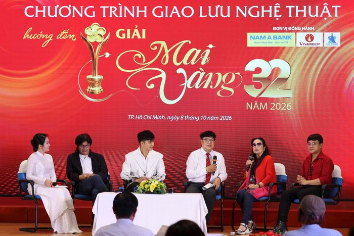 Các nghệ sĩ tham gia chương trình sáng 8.10.
