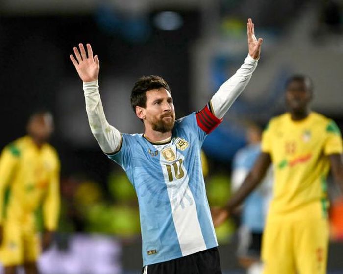 Messi khép lại sự nghiệp lẫy lừng trong màu áo đội tuyển quốc gia. Ảnh: Luis Robayo/AFP/Getty Images