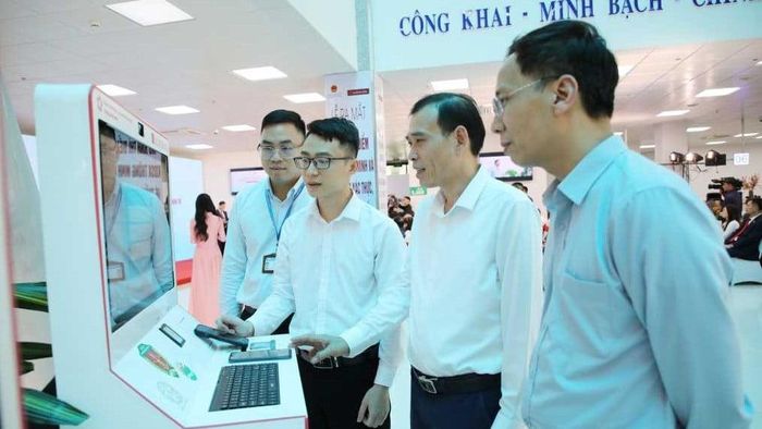 Mô hình kiosk thông minh ở Quảng Ninh.