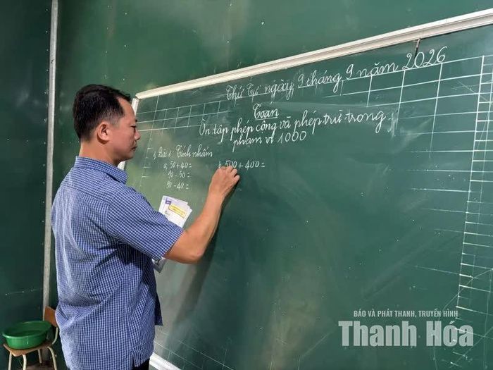 Thầy Chung đã có gần 20 gắn bó với các điểm trường lẻ