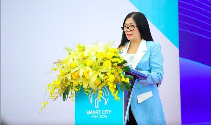 Bà Nguyễn Thị Bích Lan, Viện trưởng Viện Sáng tạo và Chuyển đổi số chia sẻ tại sự kiện.