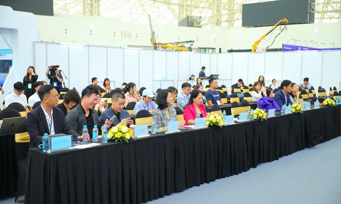 Theo các chuyên gia, để IP văn hóa sáng tạo thực sự trở thành tài sản, các dự án cần quan tâm đến chiến lược sở hữu trí tuệ ngay từ đầu: xác định chủ thể quyền, bảo hộ các yếu tố sáng tạo, quyền khai thác, cơ chế hợp tác và phân chia lợi ích.