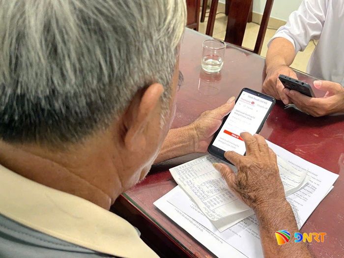 Mô hình giúp chi bộ, đảng viên thuận tiện hơn trong tiếp cận thông tin và xử lý công việc trên môi trường số. Ảnh do đơn vị cung cấp