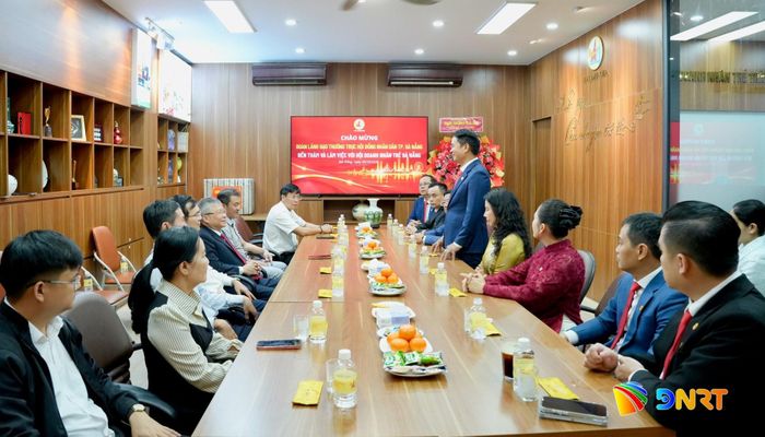 Quang cảnh buổi làm việc. Ảnh: T.CÔNG