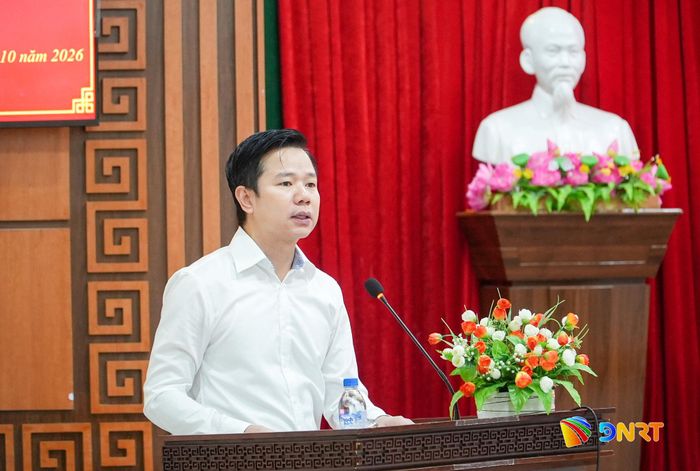 Bí thư Đảng ủy phường Tam Kỳ Đoàn Xuân Hiếu phát biểu tại hội nghị. Ảnh: HỒ QUÂN